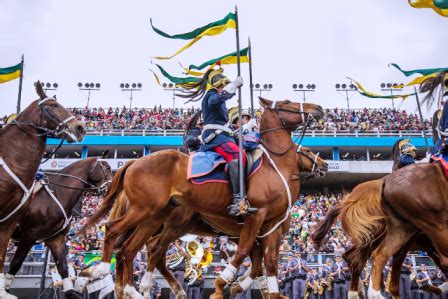  A Festa da Independência e o Surgimento de uma Nova Geração de Líderes Nigerianos:  O Legado do Festival em Lagos