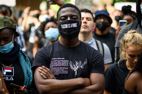  A Mudança Radical:  Como o Movimento Black Lives Matter Inspirou a Cidadania Global de Uma Geração